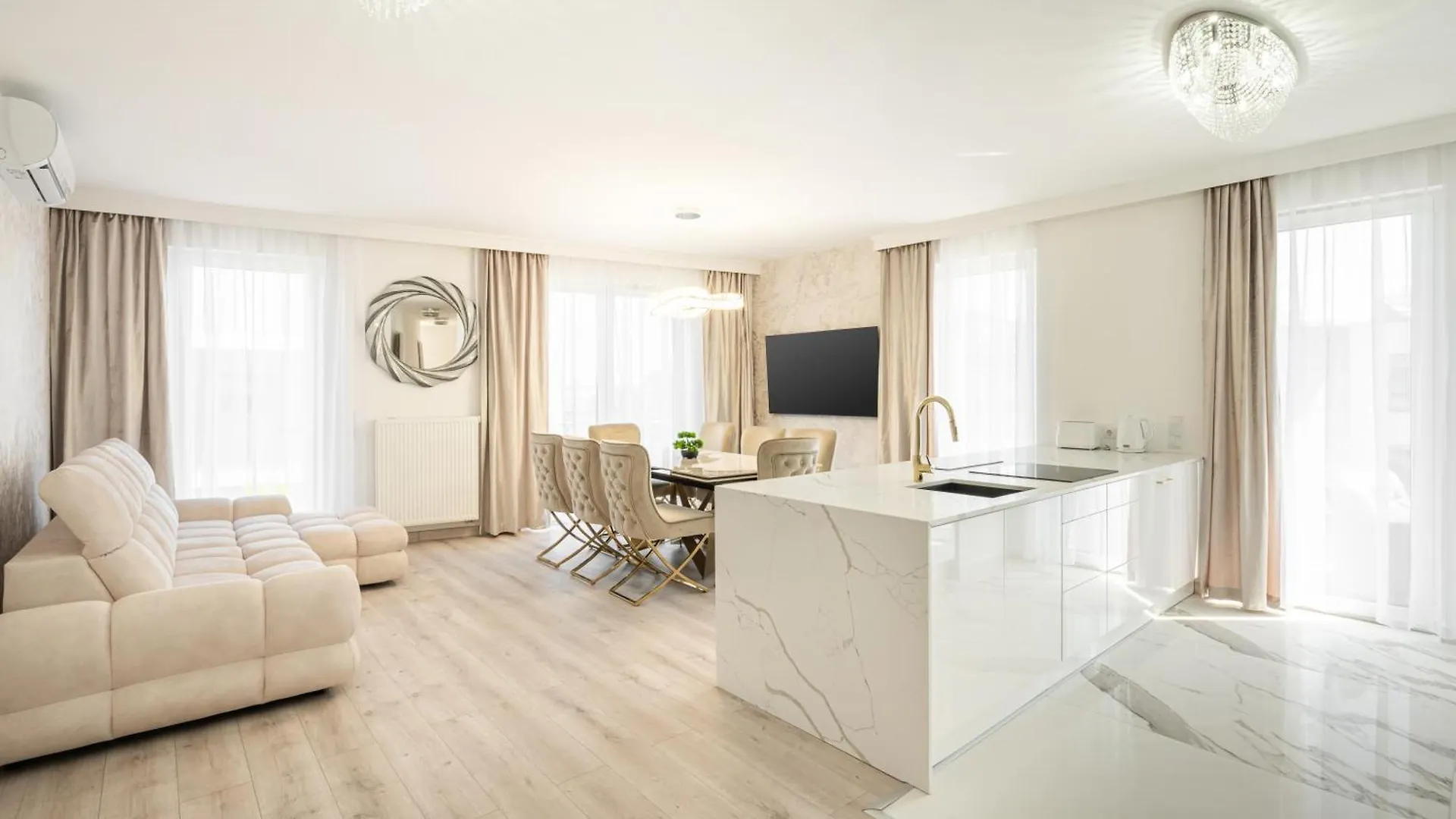 Corvin 5 Stars Luxury Apartment With Free Parking Budapešť