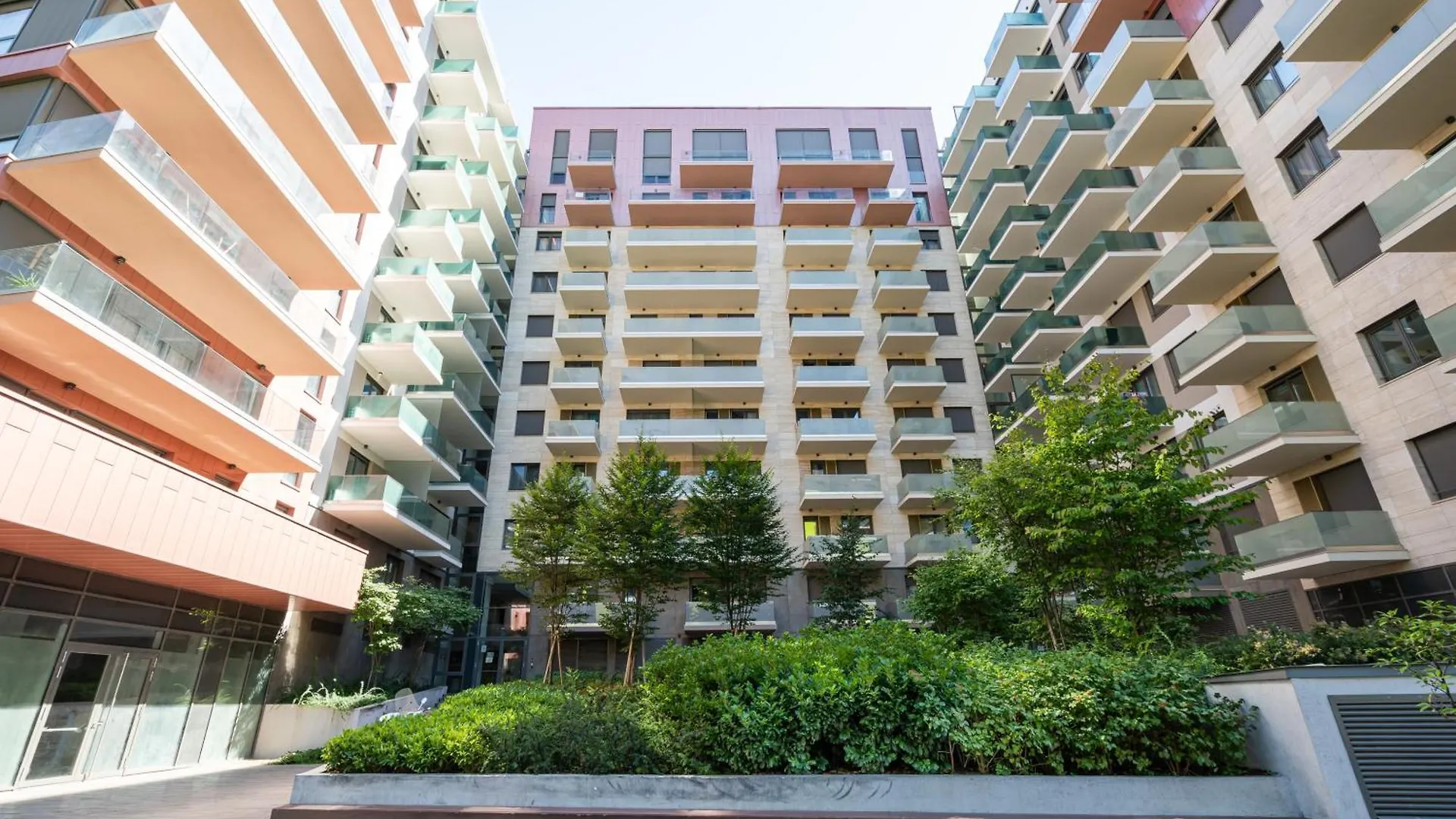 Corvin 5 Stars Luxury Apartment With Free Parking Budapešť Maďarsko