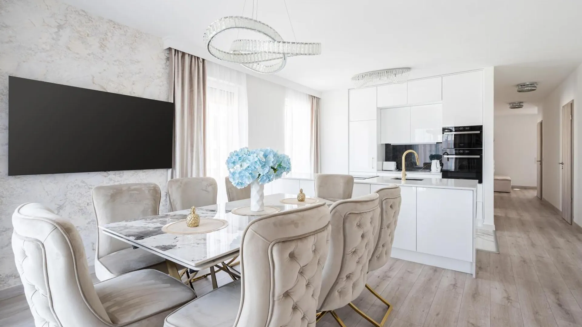 Corvin 5 Stars Luxury Apartment With Free Parking Budapešť